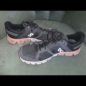 Size 9 Cloudflow OnClouds